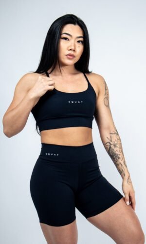 conjunto feminino shorts e top preto