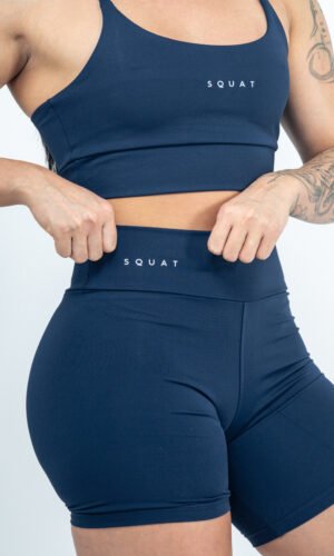 conjunto feminino shorts e top azul marinho